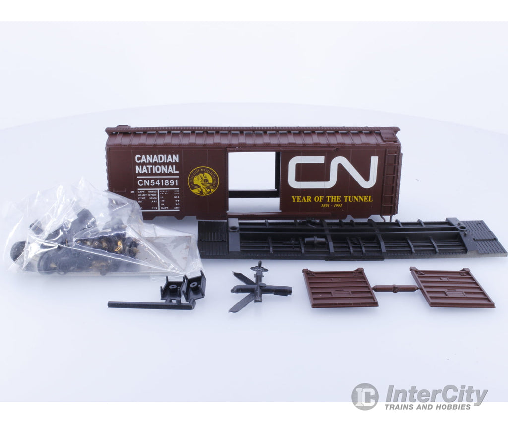 Con Cor Ho Year Of The Tunnel Boxcar Canadian National (Cn) 541891 Freight Cars