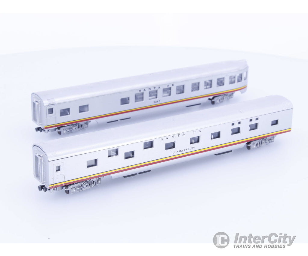 Con Cor SFPC N Passenger Car and Observation Car Santa Fe (SF) 3247 Chama Valley Passenger Cars