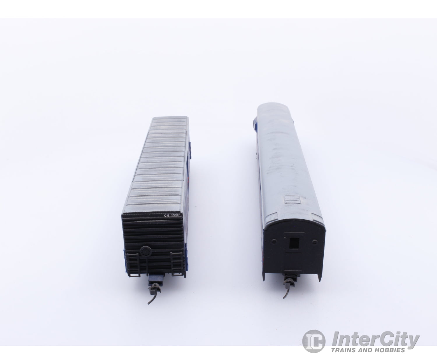 Custom Build TEST HO 1 Test Coach and 1 Baggage Cleaning Coach Canadian National (CN) Freight Cars