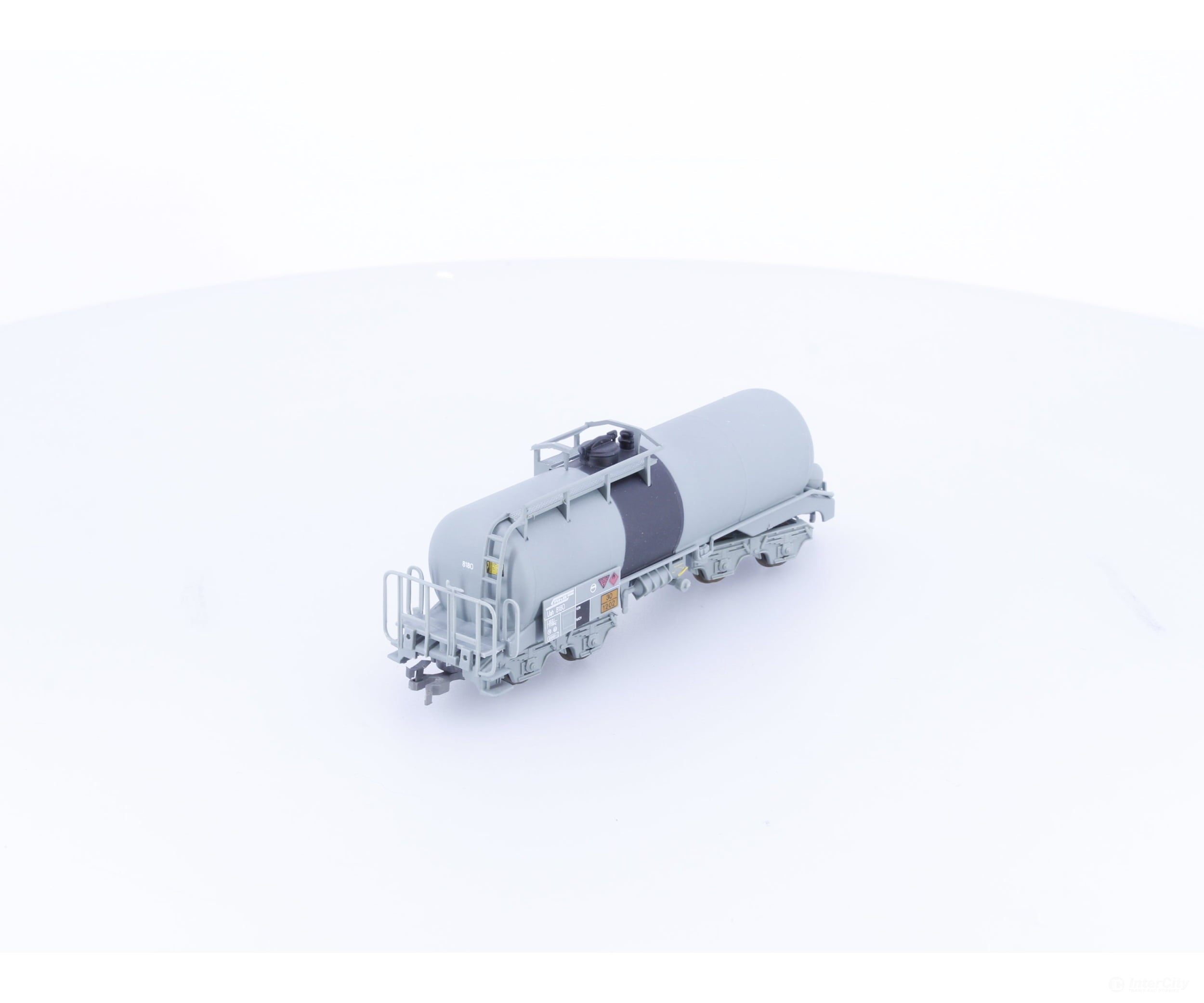 D + R Modellbahn 28180 HOm RhB Tank Car Uah 8180 - European Freight Cars
