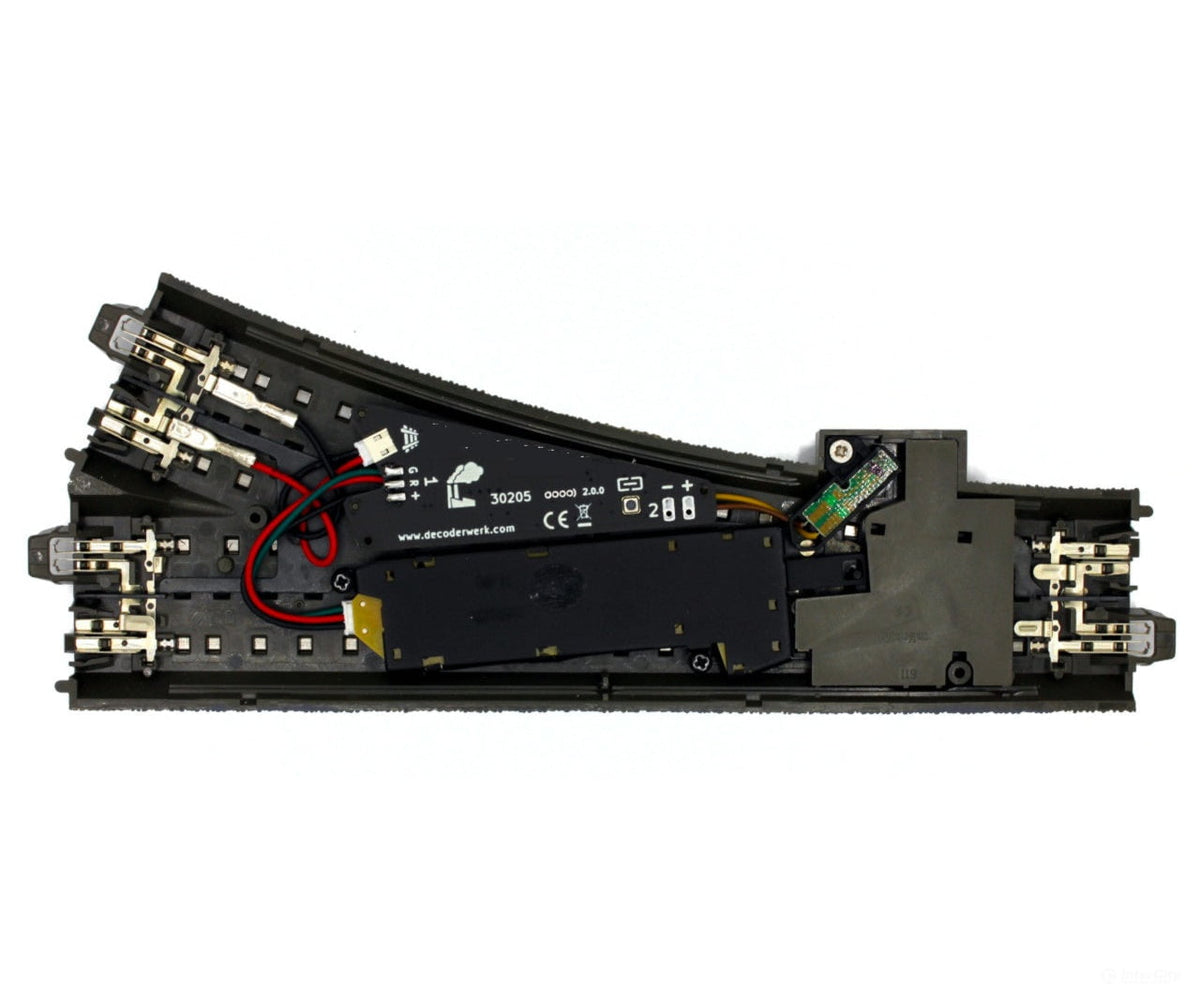 Decoderwerk 30205 C-Track turnout decoder for installation in Trix and Märklin C-Track with lantern output (DCC