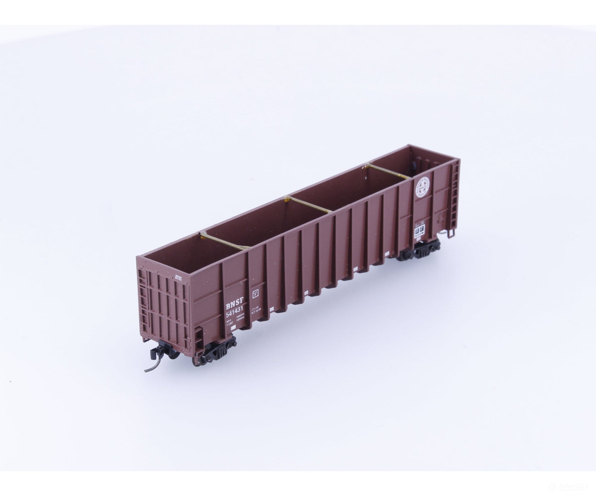 Deluxe Innovations 10010 N Gunderson Hi-Side Wood Chip Car Burlington Northern Santa Fe (BNSF) 541431 - Freight Cars