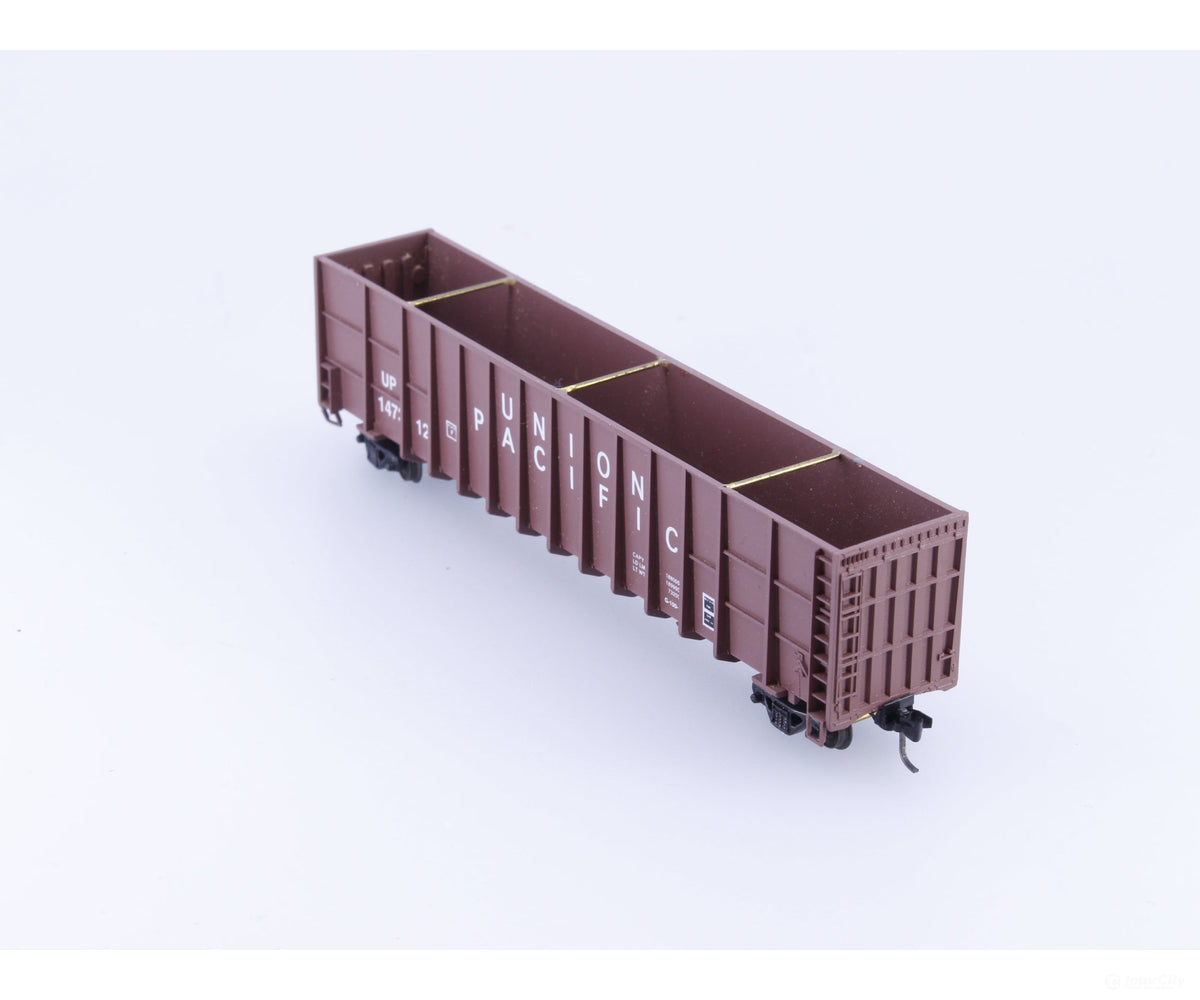Deluxe Innovations 10020 N Gunderson Hi-Side Wood Chip Car Union Pacific (UP) 147312 (#1) - Freight Cars