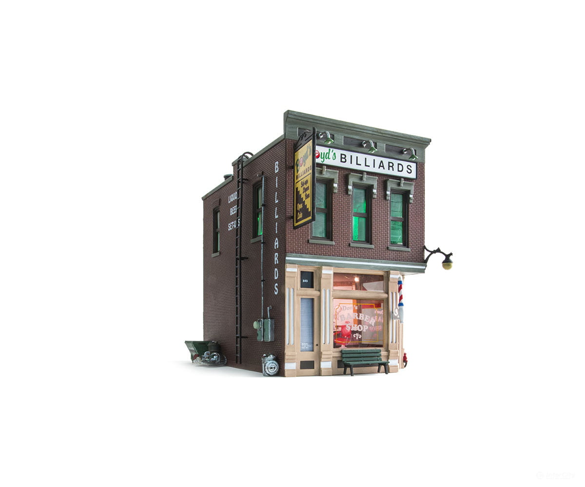 Design Preservation Models 5844 Corner Emporium (Lit) O Scale Structures