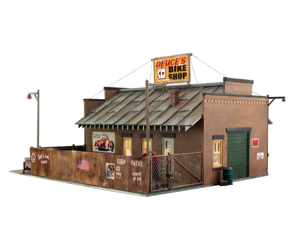 Design Preservation Models 5846 Deuces’s Bike Shop (Lit) O Scale Structures