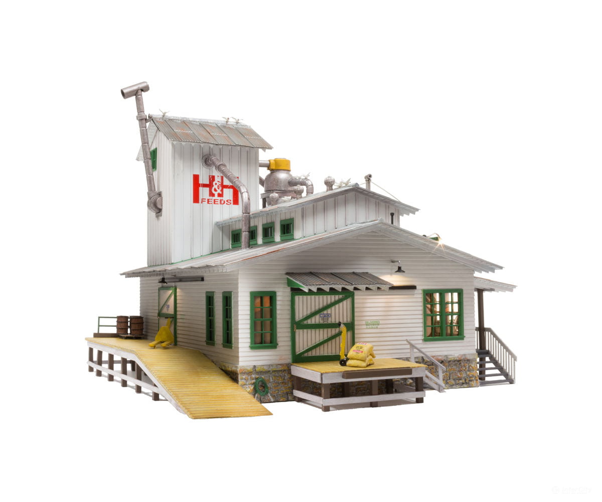 Design Preservation Models 5859 H&H Feed Mill (Lit) O Scale Structures