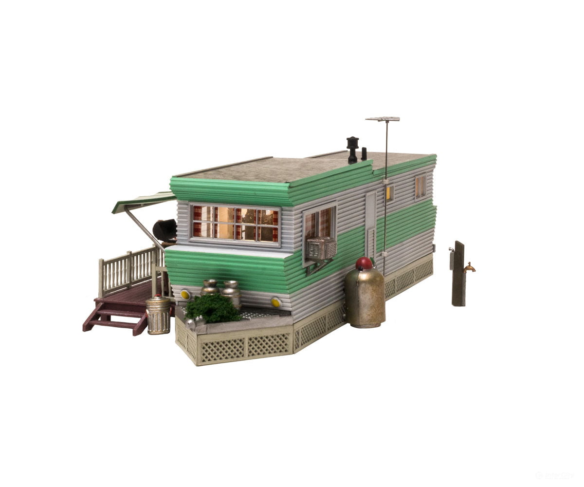 Design Preservation Models 5861 Grillin’ & Chillin’ Trailer (Lit) O Scale Structures