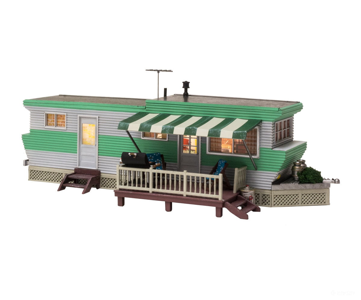 Design Preservation Models 5861 Grillin’ & Chillin’ Trailer (Lit) O Scale Structures