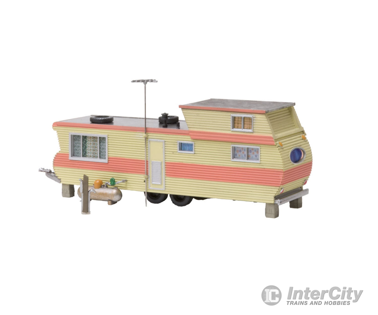 Design Preservation Models 5862 Double Decker Trailer (Lit) O Scale Structures