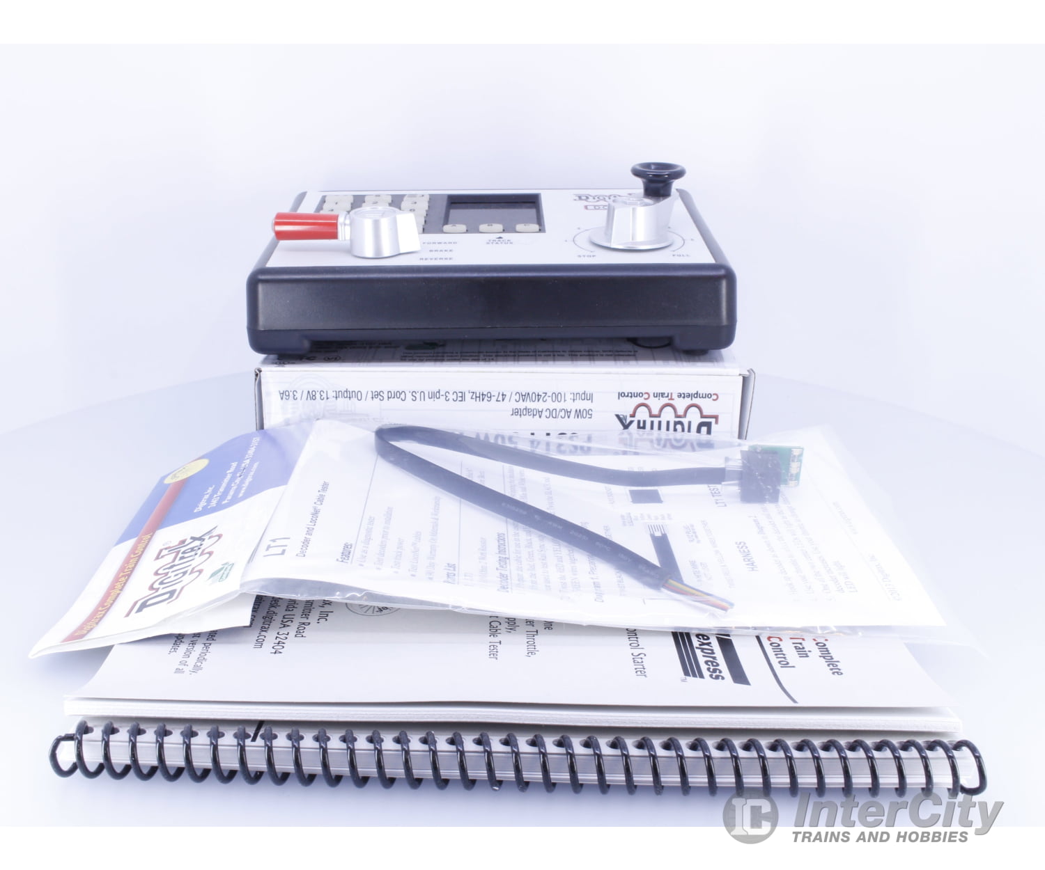 Digitrax Zephyr Express HO Zephyr Express 3.0 Amp Starter Set Command Stations & Expansion