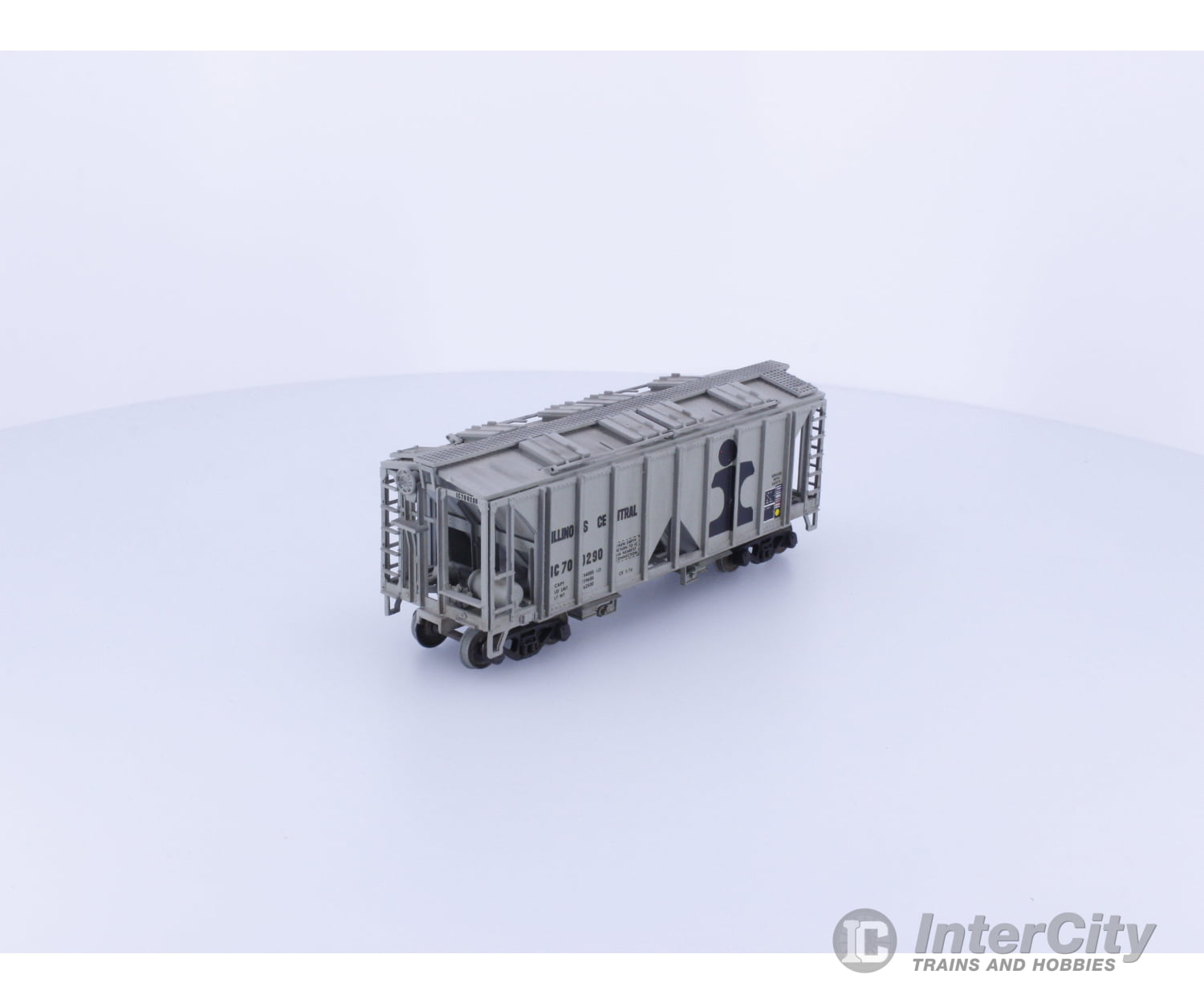 E & B Valley Railroad Co. 018-4200 HO Covered Hopper Illinois Central (IC) 700290 Freight Cars