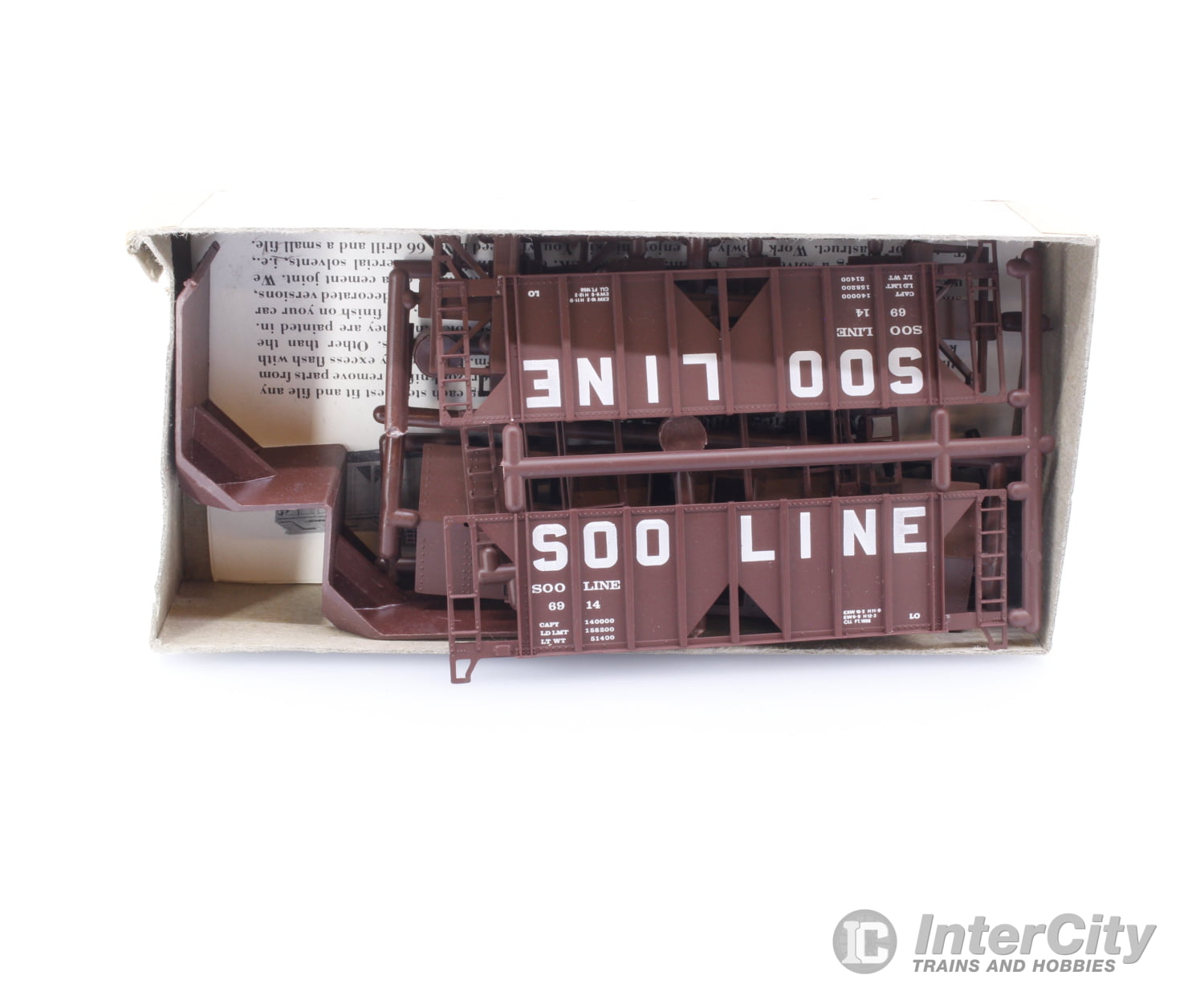 E & B Valley Railroad Co. 018-5031 HO ACF 70 Covered Hopper Kit Soo Line (SOO) Freight Cars