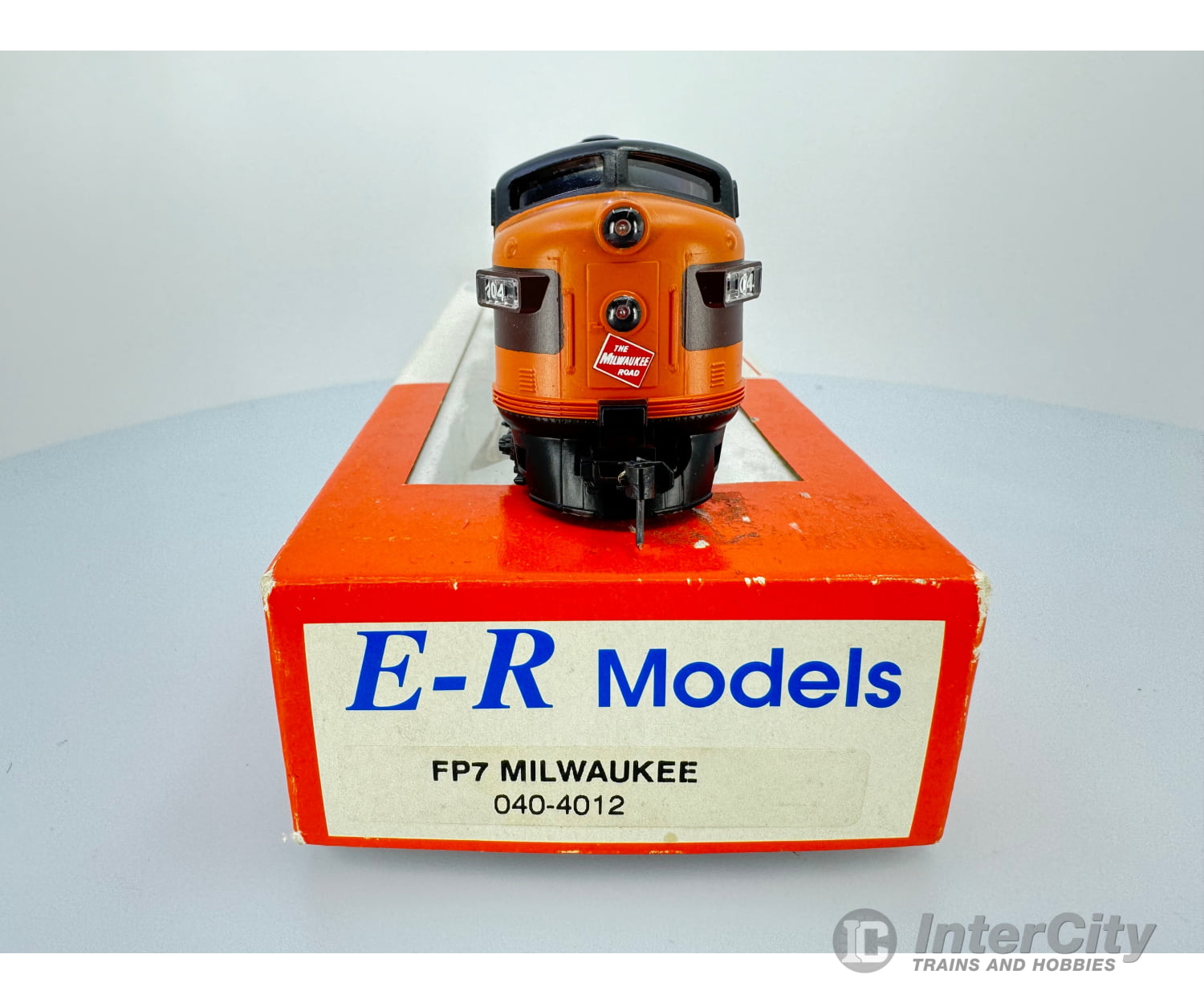 E-R Models Ho Fp7 Milwaukee Locomotive #104 Locomotives