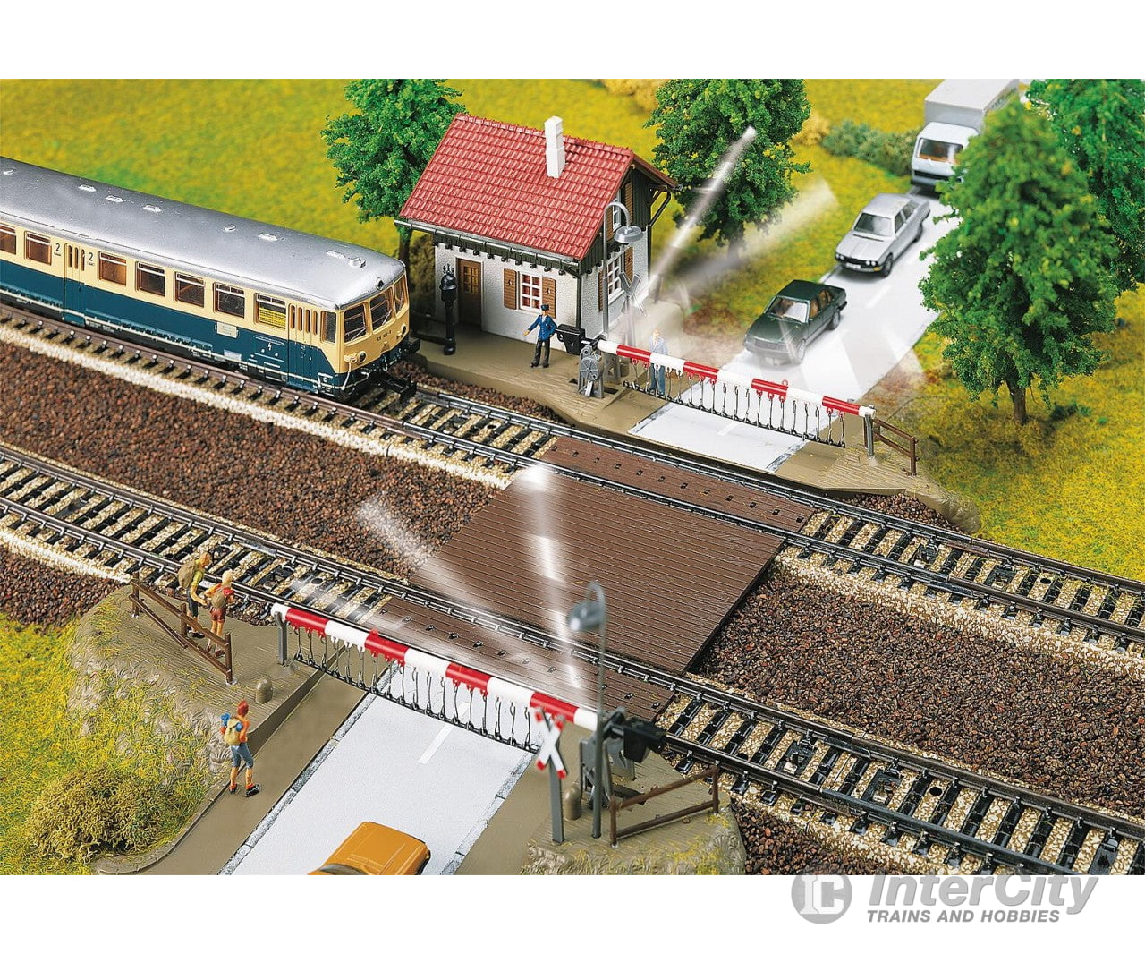 Faller 120174 Ho Level-Crossing With Gatekeeper’s House Structures