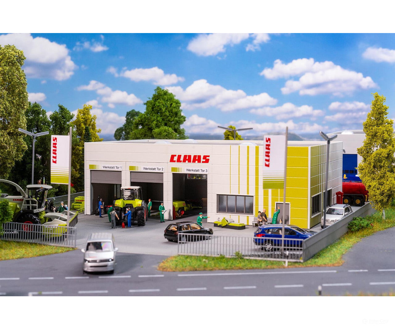Faller 130121 HO CLAAS Agricultural machinery workshop Structures