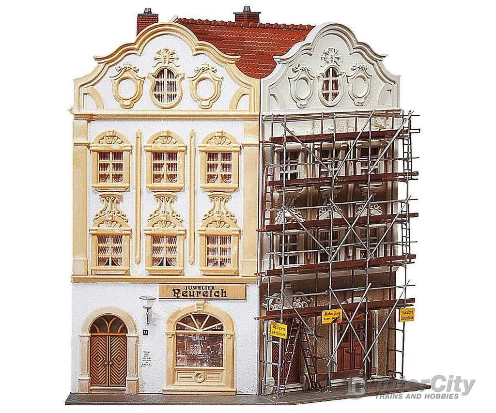 Faller 130452 Ho Angle House With Scaffolding Structures