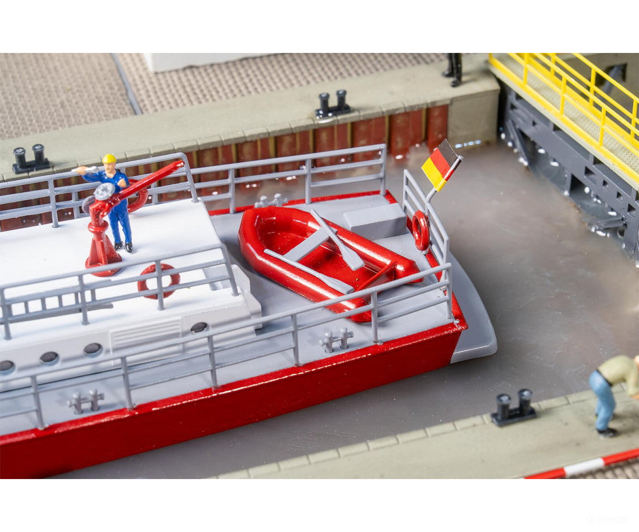 Faller 131016 HO Fire boat - Cars & Trucks