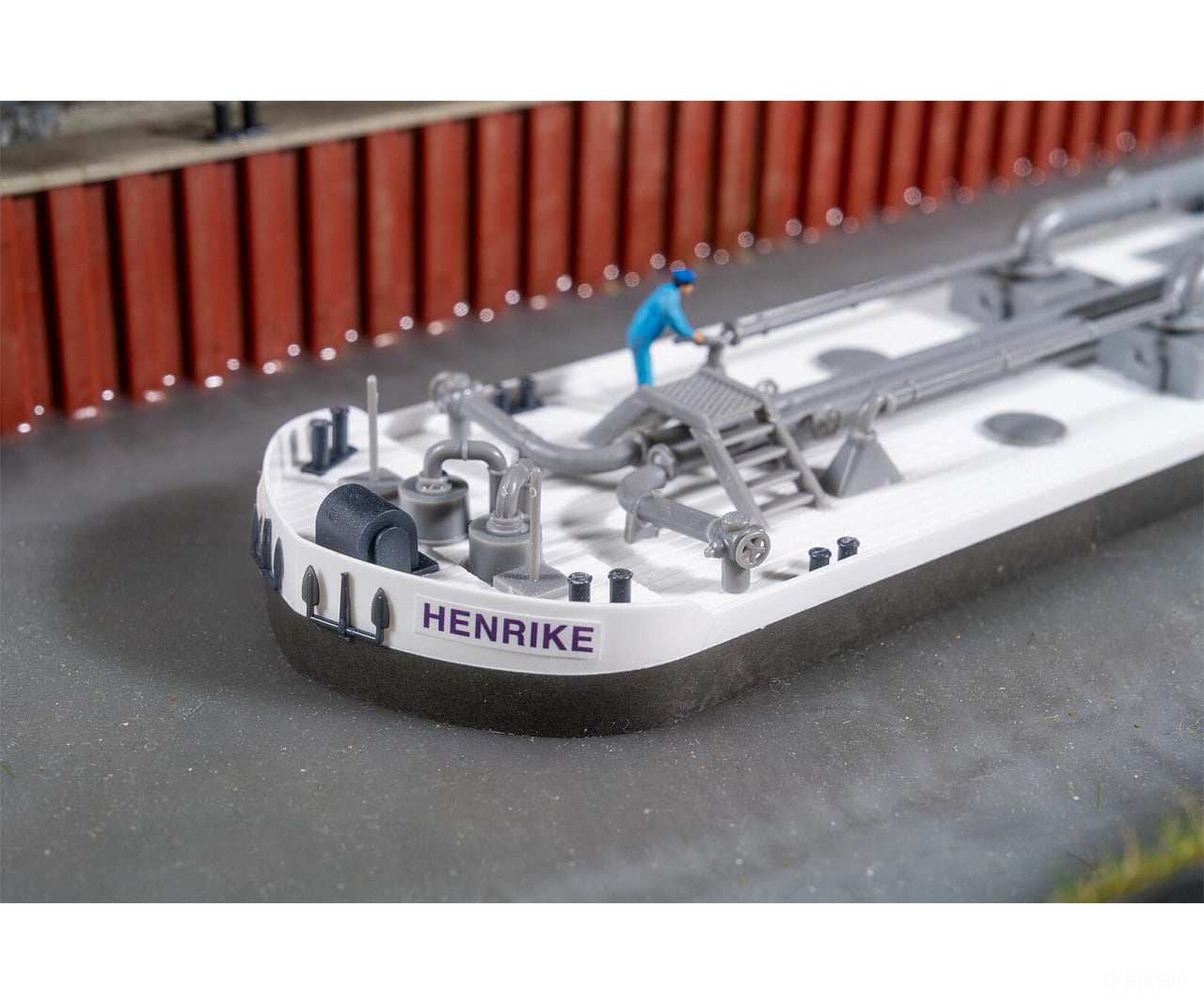 Faller 131017 HO Tanker - Cars & Trucks