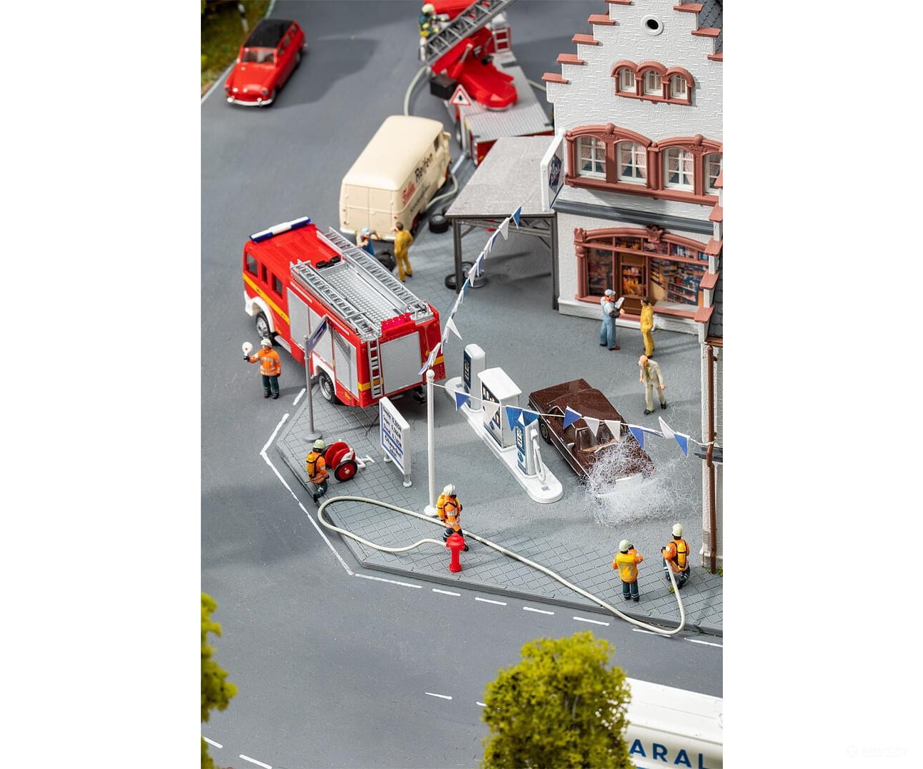 Faller 151679 Ho Firefighters Epoch Vi Set Iii Figures