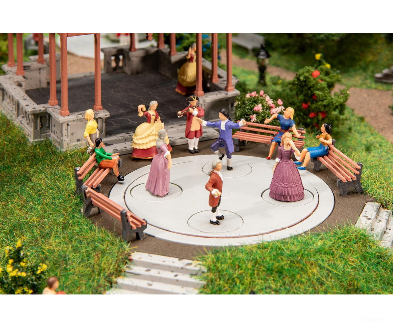 Faller 151708 Ho Rococo Dancers Figures