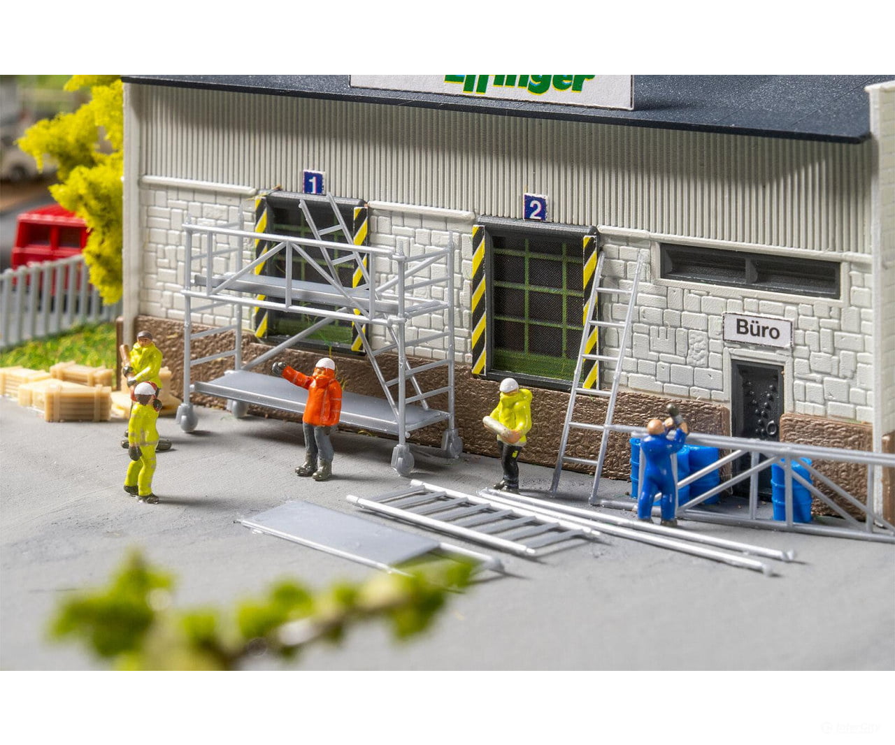 Faller 155616 N Industrial mechanics and labourers - Figures