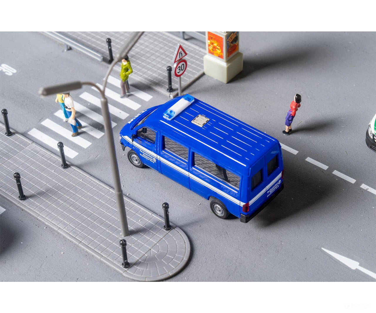 Faller 161323 HO Car System Digital MB Sprinter THW (HERPA) - Cars & Trucks