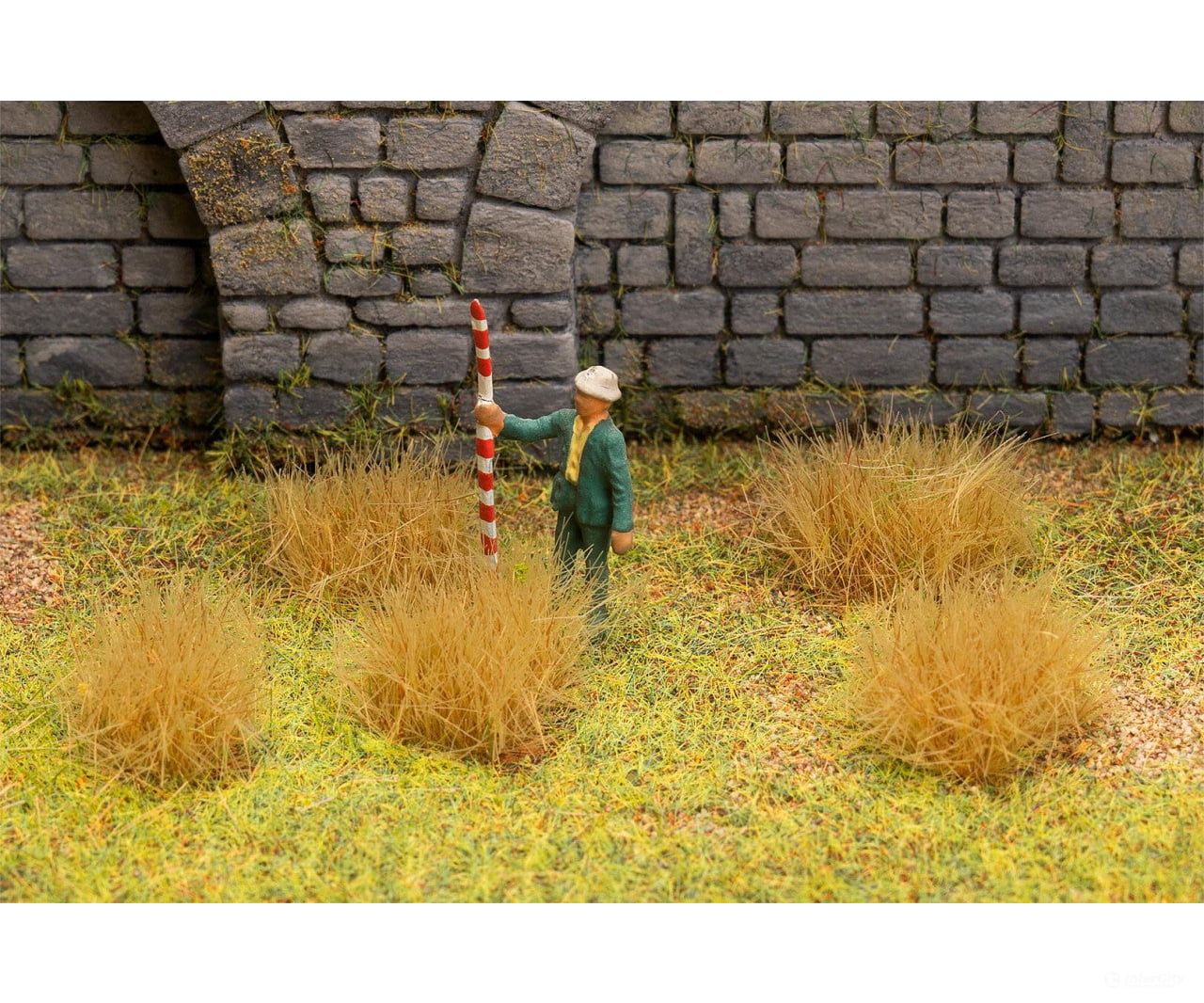Faller 171389 HO Large tufts of grass beige - Grass & Scenery Mats