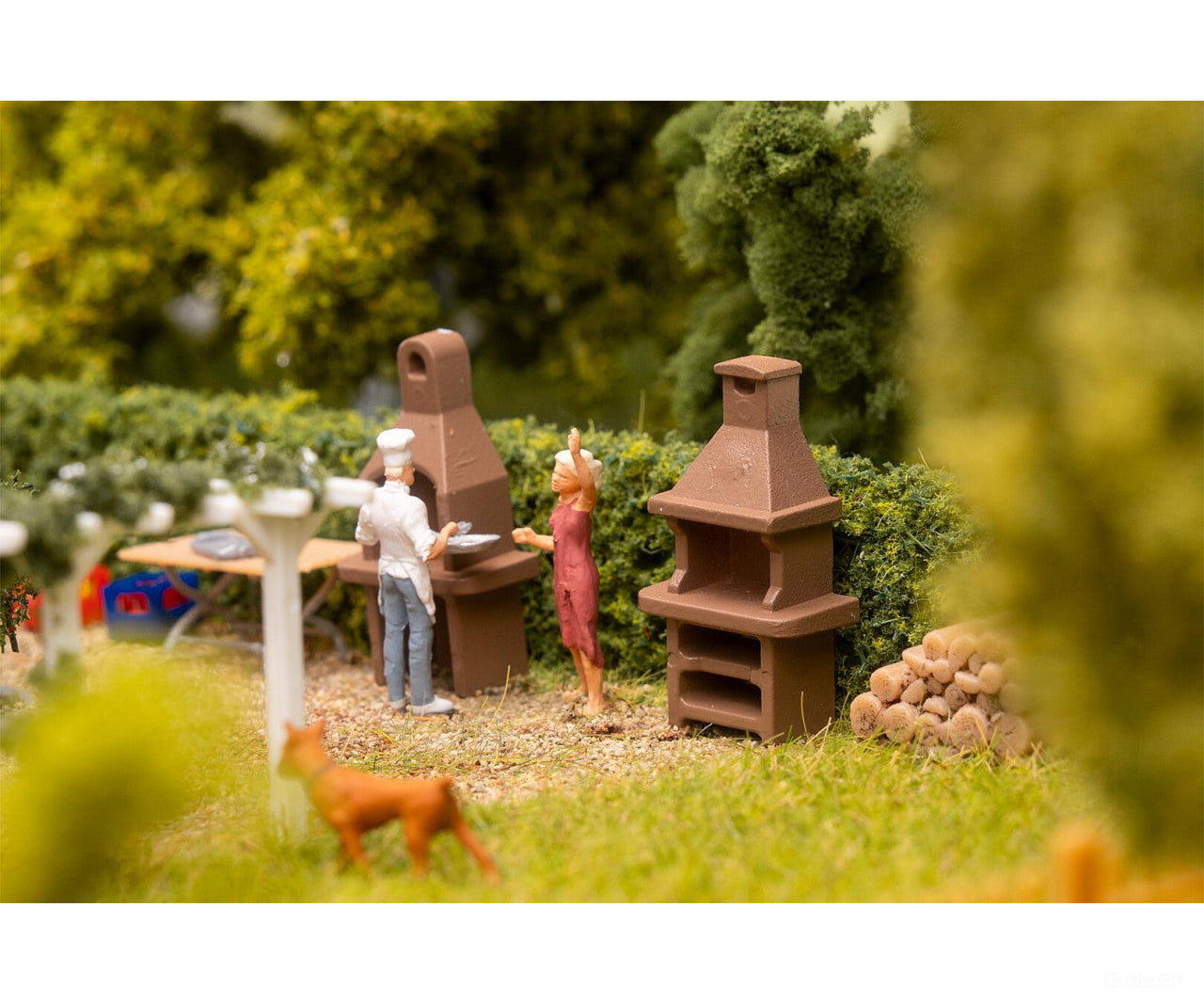 Faller 180015 HO 2 Garden barbecues - Scenic Details