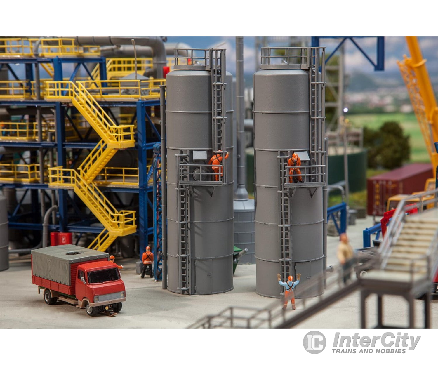 Faller 180330 Ho Industrial Storage Tank Scenery Details