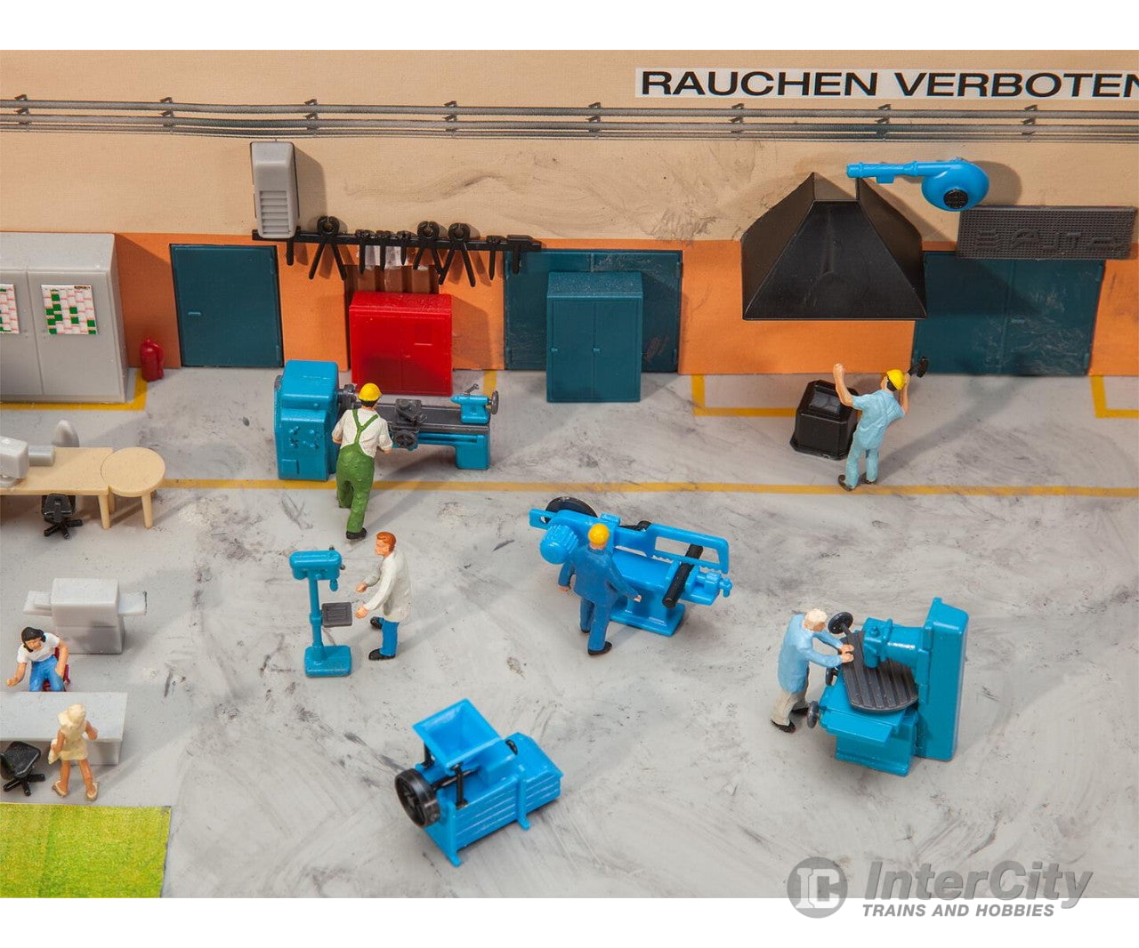 Faller 180456 Ho Locksmith’s Shop Equipment Scenery Details