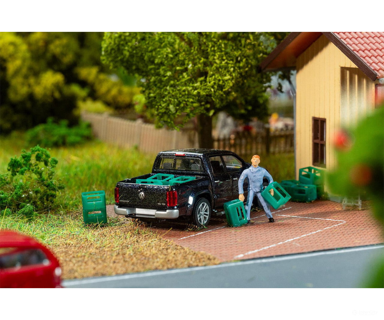 Faller 180878 HO 12 Beer crates without bottles Scenery Details