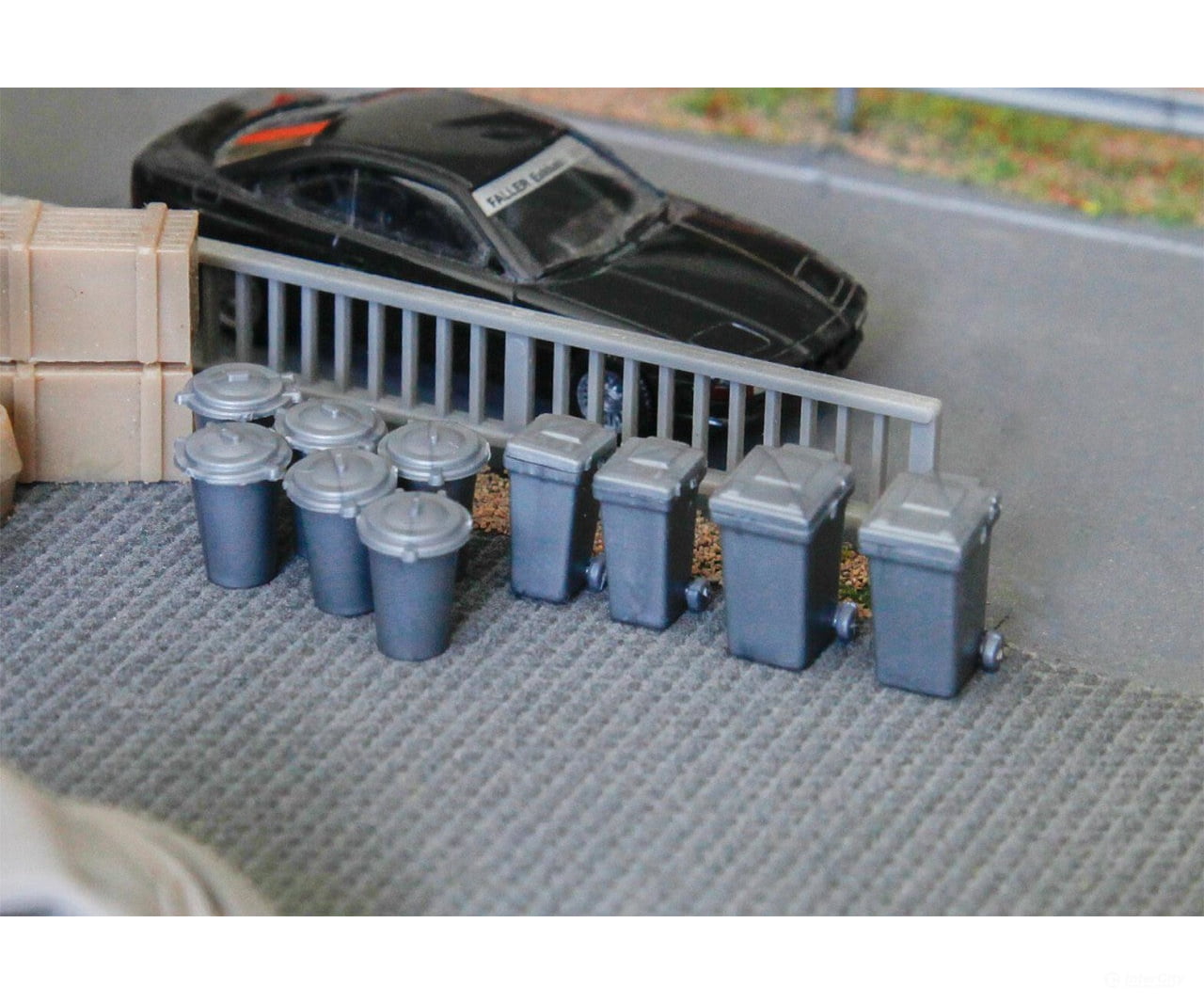 Faller 180905 Ho 10 Rubbish Bins Scenery Details
