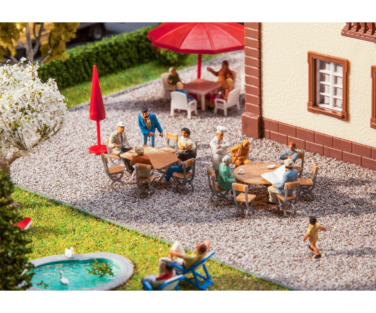 Faller 180957 Ho 2 Tables And 12 Chairs Scenery Details