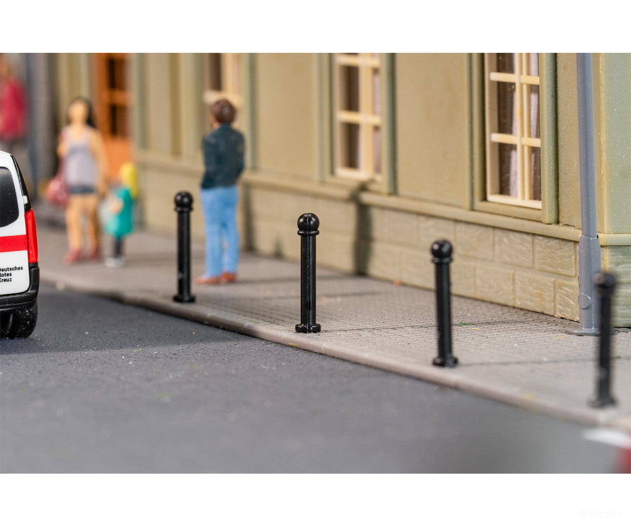 Faller 180998 HO 10 Iron bollards Scenery Details