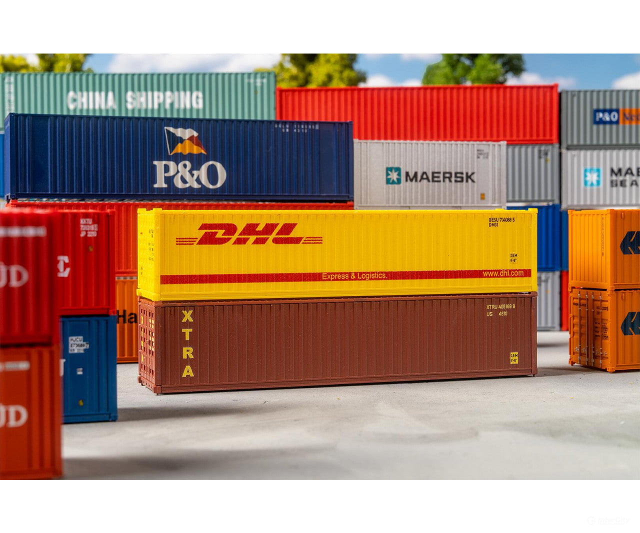 Faller 182056 HO 40’ Container DHL and XTRA - Freight Loads & Containers