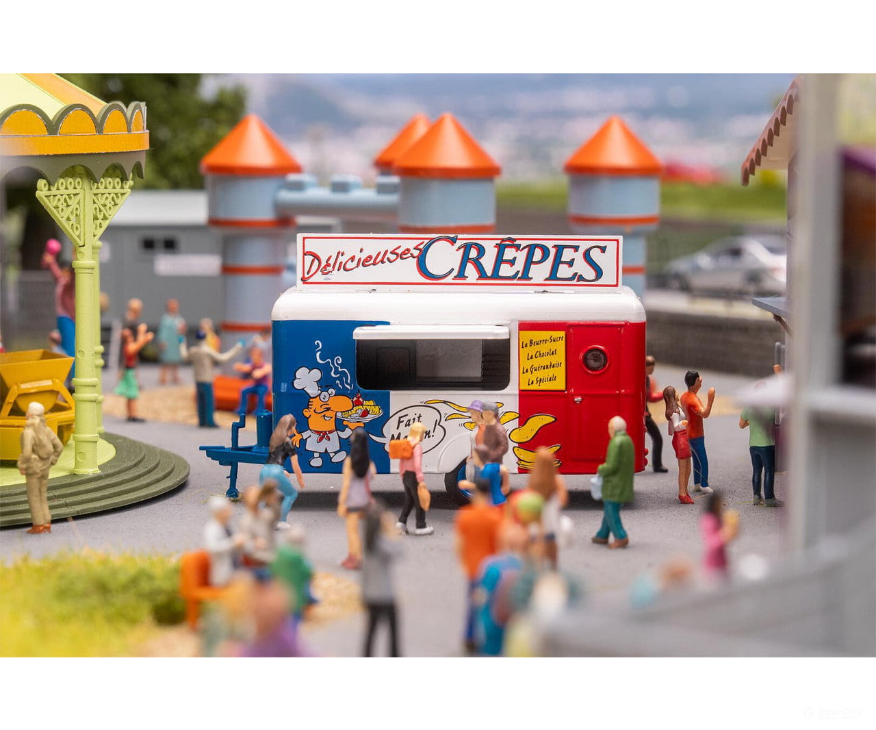 Faller 182301  Crêpes Sales trolley - Scenic Details