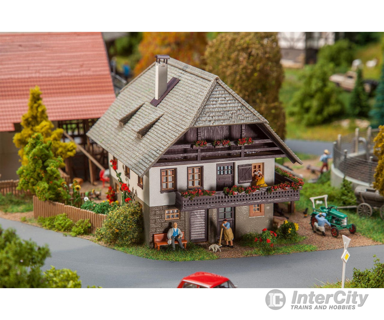 Faller 191825 HO Oberprechtal Day-labourers’ house Structures