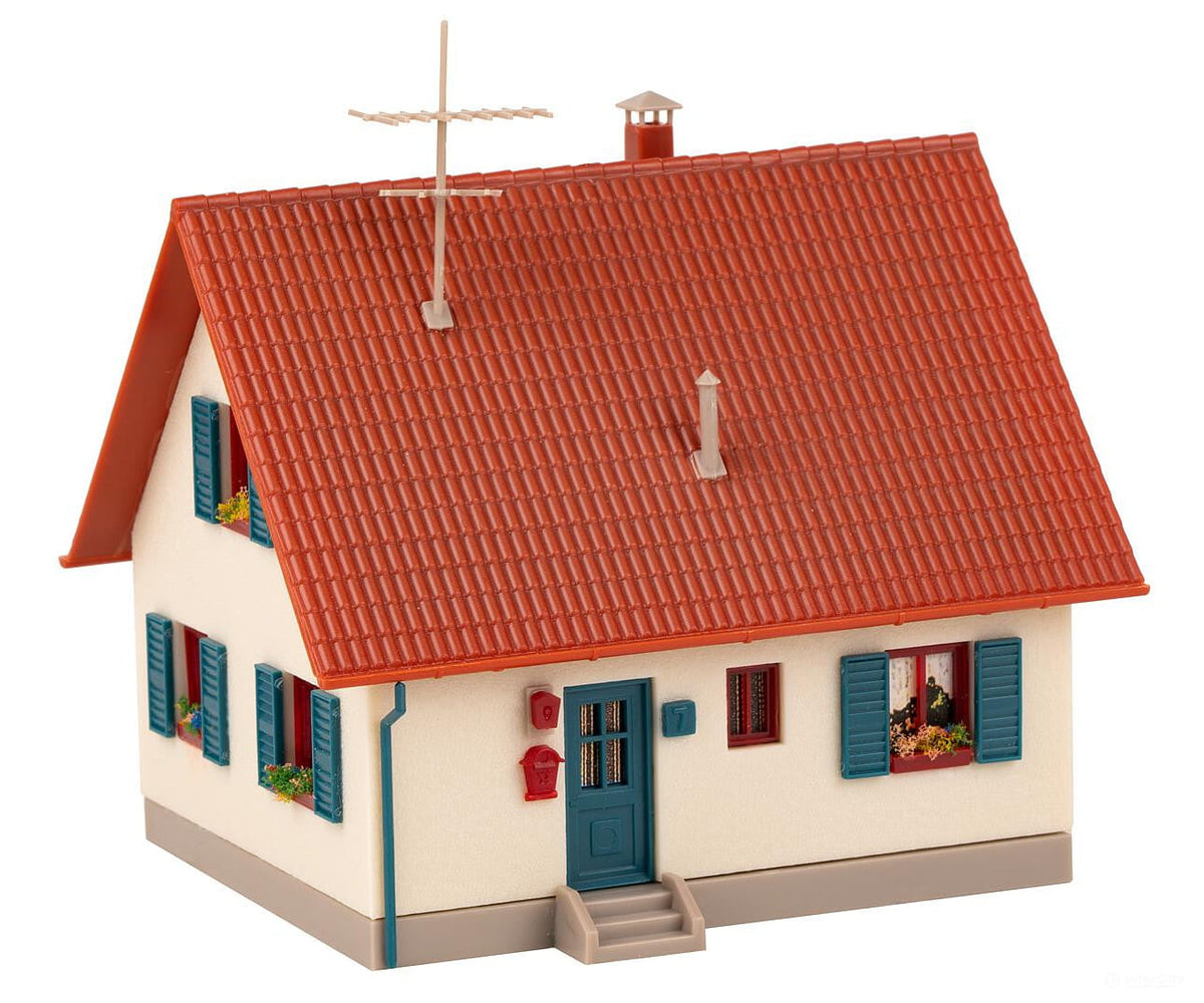 Faller 195602 HO FALLER Promotion-Set Craft House (cream/red) - Structures