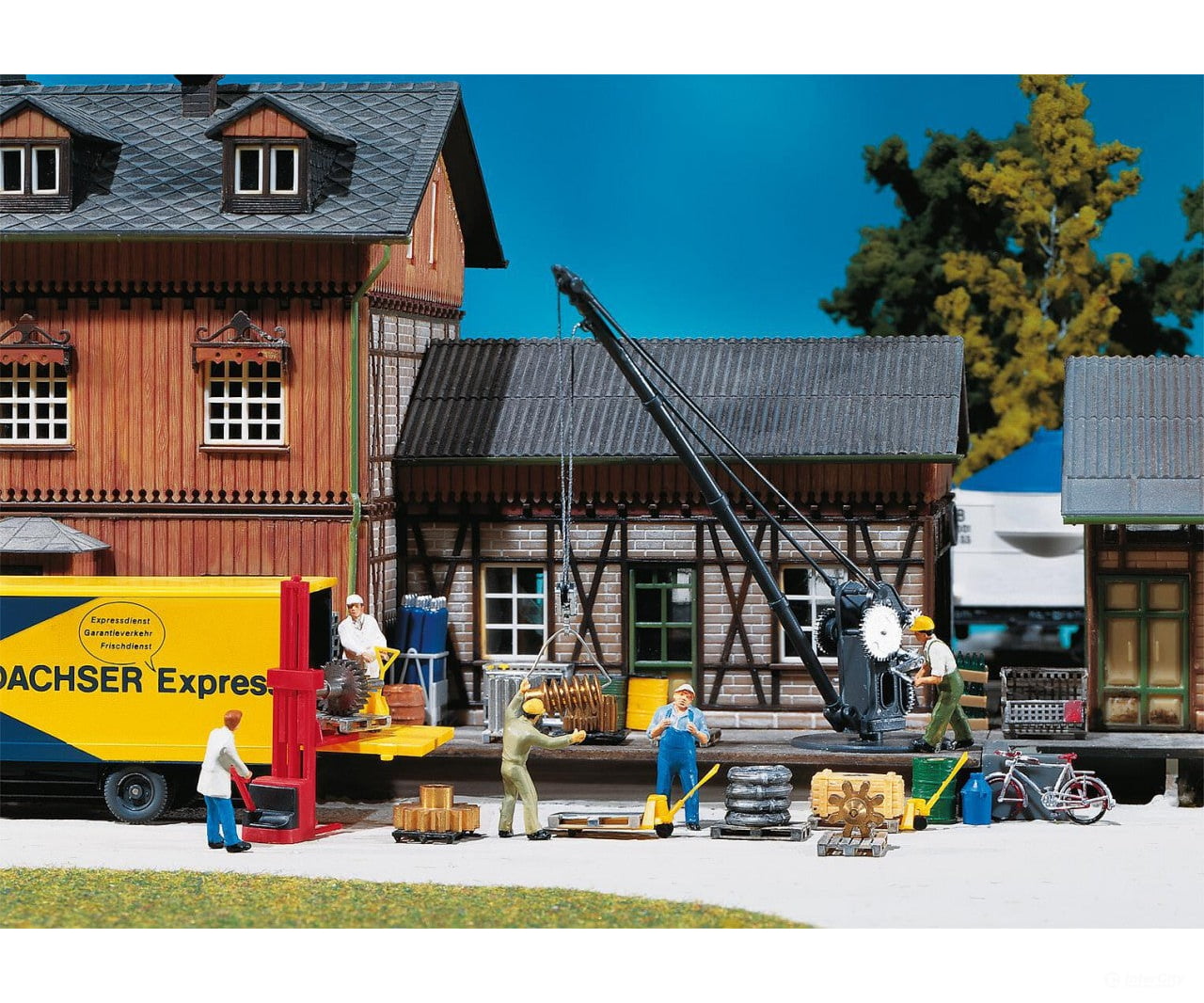 Faller 222176 N Loading Crane With Freight Structures