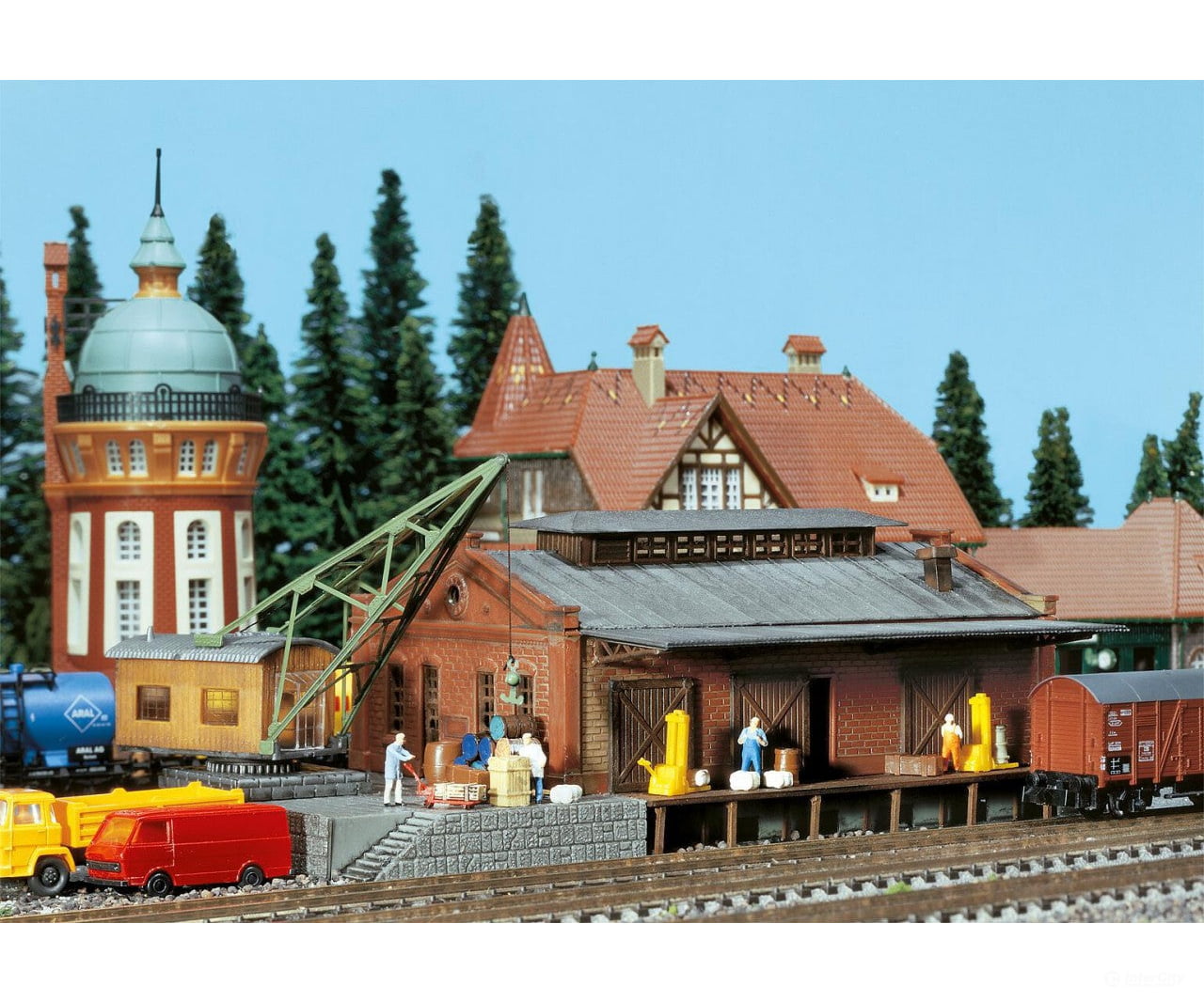Faller 222180 N Freight Depot With Crane Structures