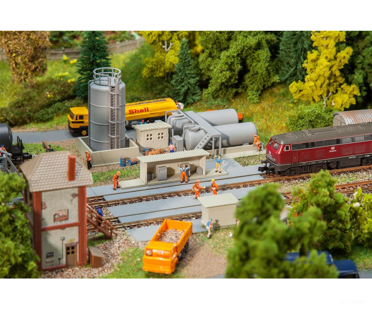 Faller 222212 N Diesel Oil Facility Structures
