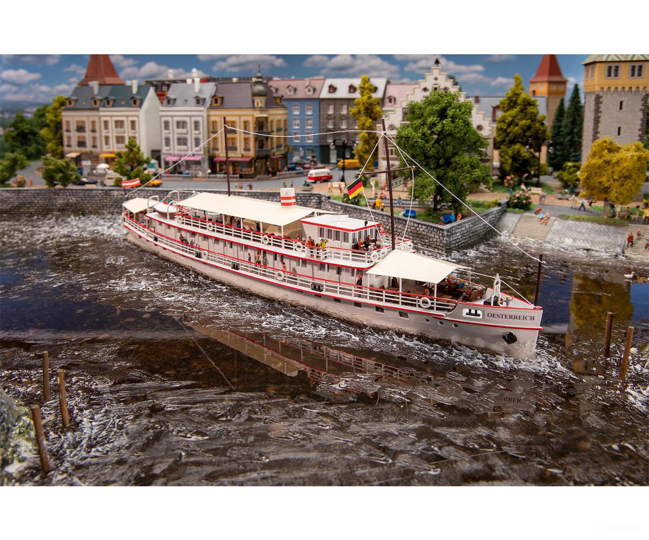 Faller 222415 N Oesterreich Passenger Ship Cars & Trucks