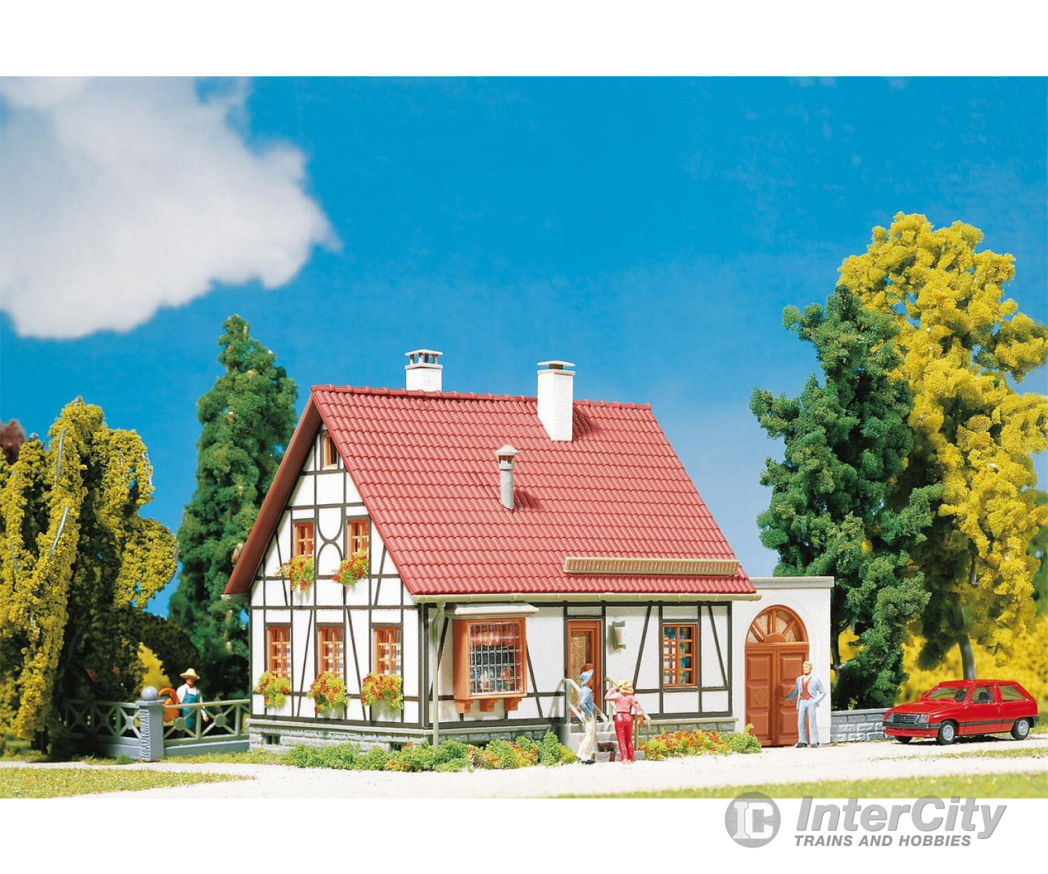 Faller 232215 N Timbered House With Garage Structures