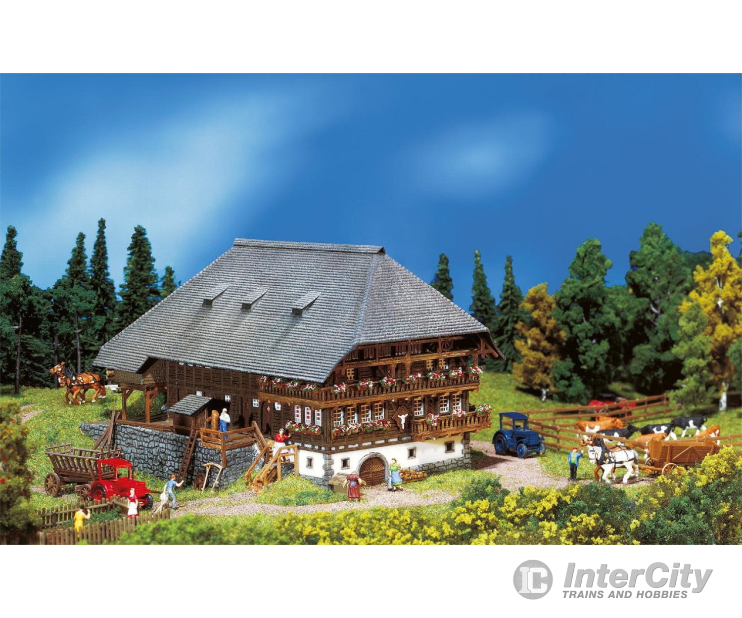 Faller 232258 N Black Forest Farmyard Structures