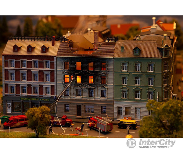 Faller 232326 N Dwelling House In Fire Structures