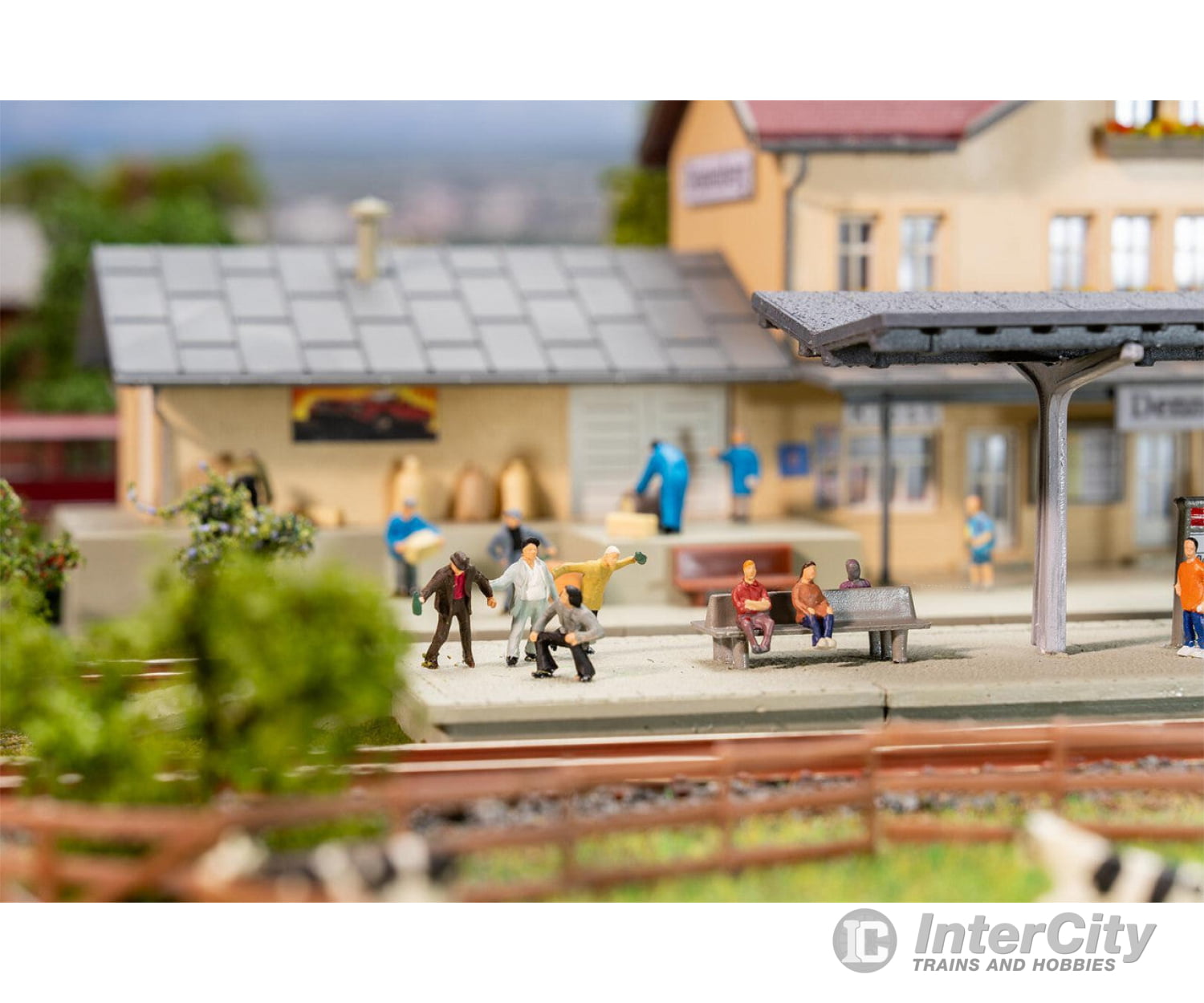 Faller 239007 N Dennenberg Railway Station Promotional-Set Structures