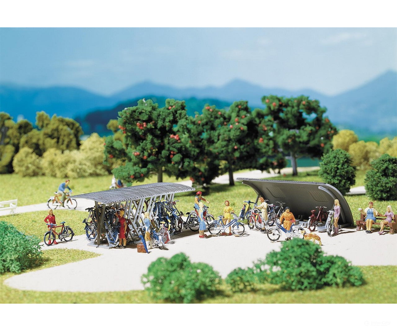 Faller 272535 N 2 Bicycles Stands With Bikes Scenery Details