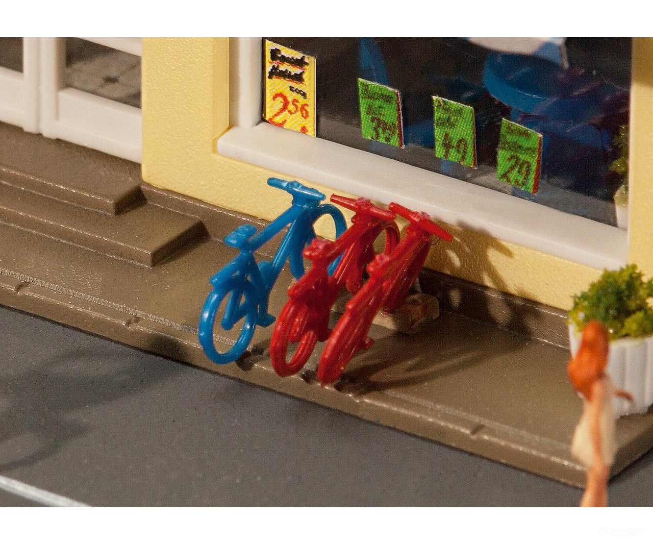Faller 272903 N 8 Bicycles Scenery Details