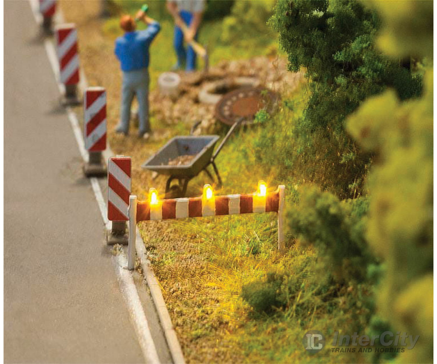 Faller Gmbh Ho 161830 Traffic Barricade W/Led Warning Lights - Car System -- Pkg(2) & Electronics