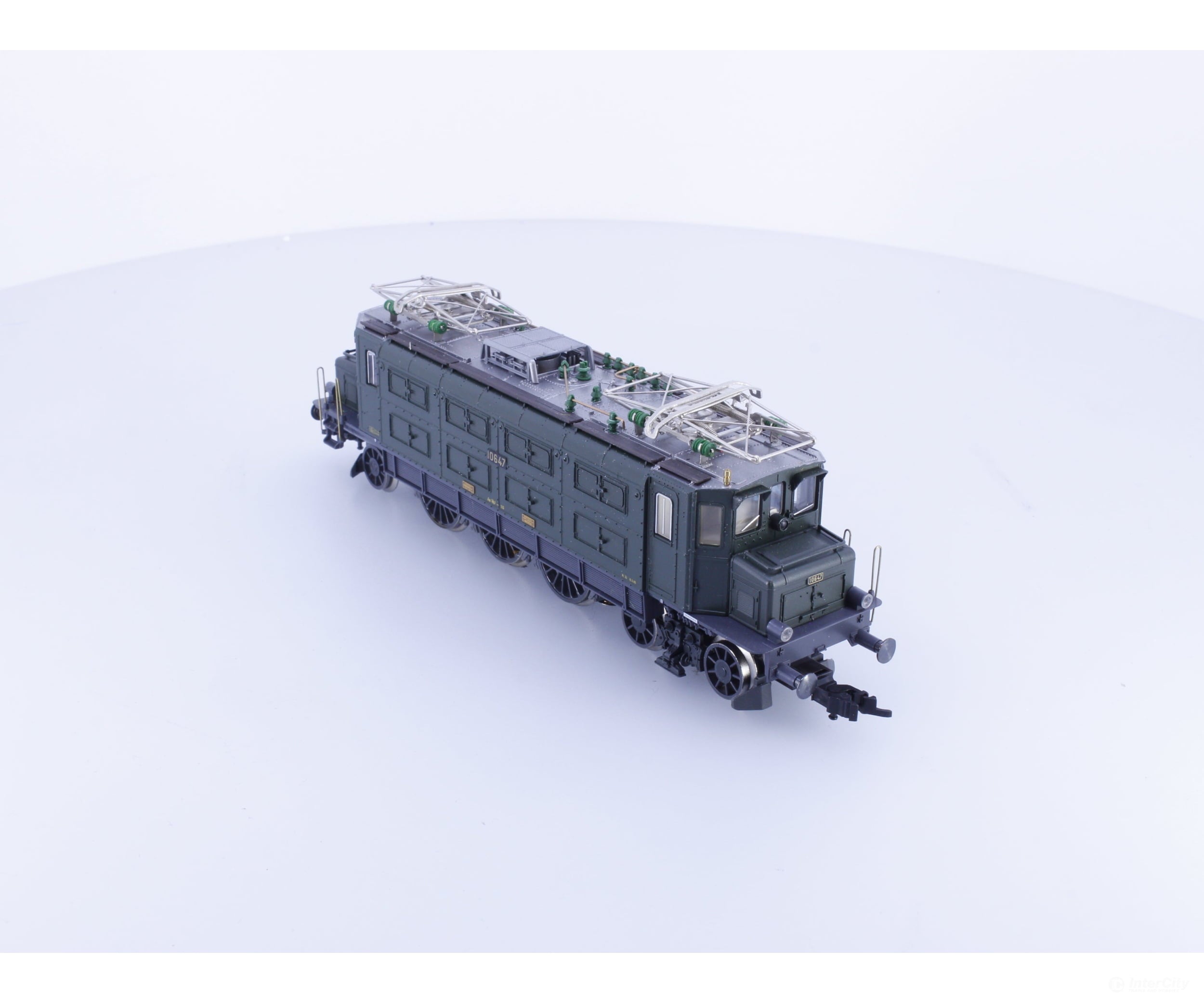 Fleischmann 4345 HO SBB-CFF-FFS Ae 3/6 Electric Locomotive 10647 Analog DC - European Locomotives